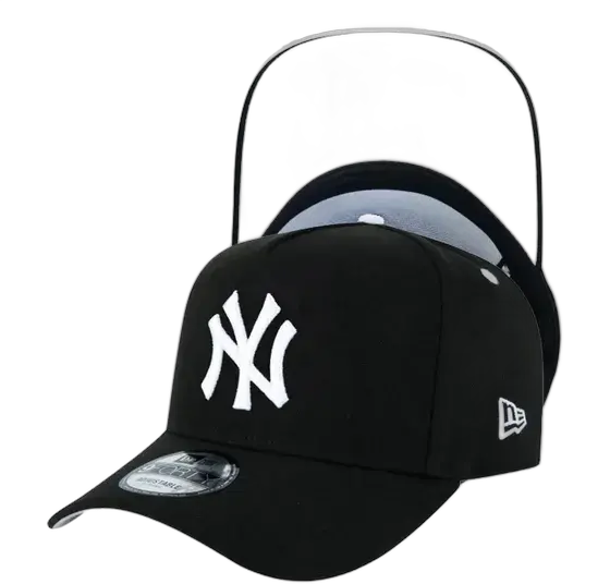 New Era 940 NY Yankees Cap Black Original Contrast Brim White